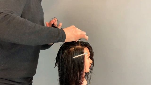 Форма Квадрат, Техника Слои, Способ Прядь за прядью . Andrey Akimov. Обучение парикмахеров! смотреть онлайн