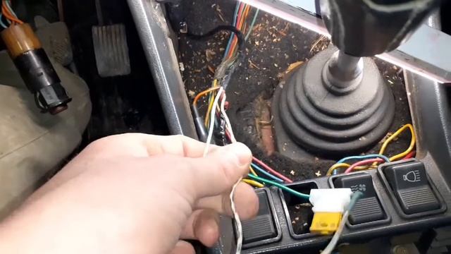 ПОДКЛЮЧЕНИЕ ПРОТИВОТУМАННЫХ ФАР НА ВАЗ 2104. ПТФ. смотреть онлайн