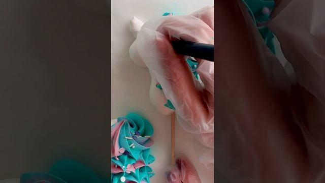 БЕЗЕ⭐️МЕРЕНГА НА ПАЛОЧКЕ⭐️ФИГУРНОЕ БЕЗЕ. смотреть онлайн