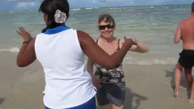 Lena Ocean Dancing1 Dominic Republic vacation 2011 смотреть онлайн