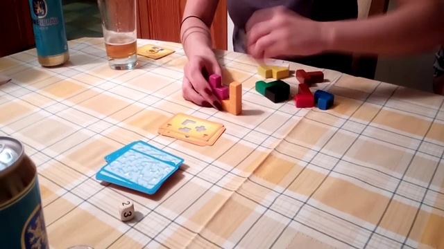 Make 'N' Break best drinking game ever ! Real life tetris Have fun смотреть онлайн