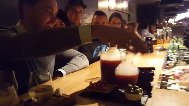 Бар Полторы Комнаты смотреть онлайн