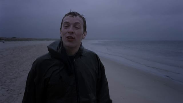 Coldplay - Yellow (Official Video)
