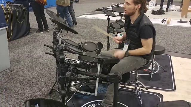 2019 Winter Namm Show Soundking e-drum SKD202 (Mesh Snare) смотреть онлайн