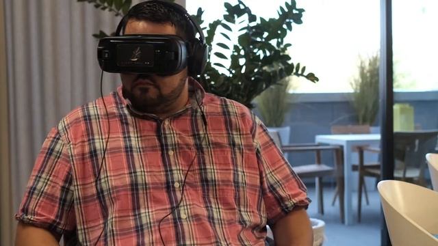 Speak of the Devil VR - Now Available for Oculus Rift/Go, Daydream and Gear VR! смотреть онлайн