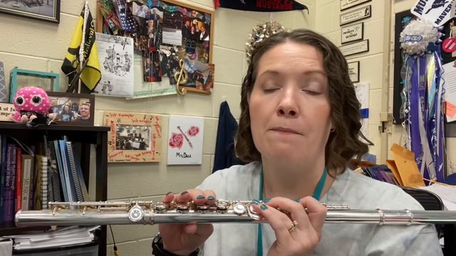 Flute Eb one octave смотреть онлайн