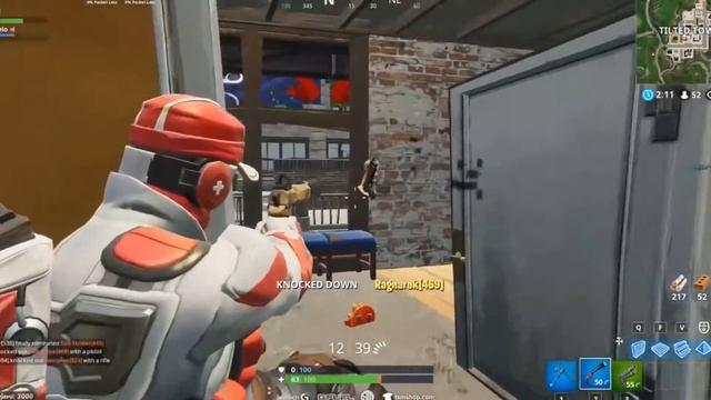 Streamers react to Port-a-Fortress! смотреть онлайн