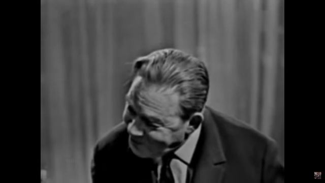 Партизанская борода. Песня. Слова М. Лапирова. Музыка Л. Бакалова. смотреть онлайн