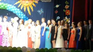 Нам тесною стала школа