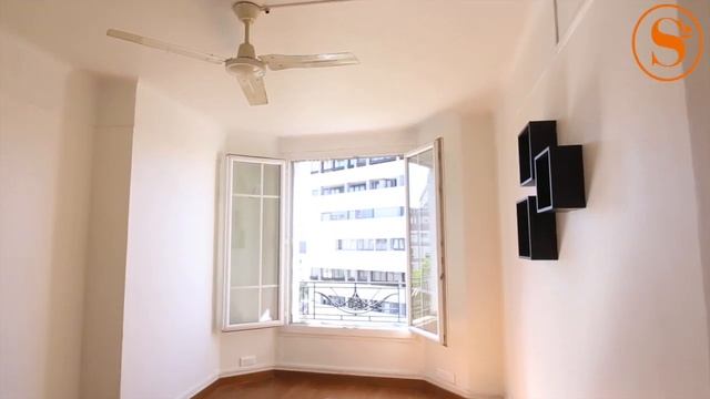 Studio en vue Paris 12ème HD 720p смотреть онлайн