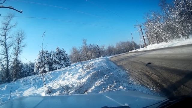 В дороге отпало колесо. зимой занесло чудом не в столб. смотреть онлайн