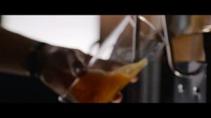 ГАЙ РИЧИ ВЫСМЕИВАЕТ САМ СЕБЯ [АНАЛИЗ ФИЛЬМА ДЖЕНТЛЬМЕНЫ]