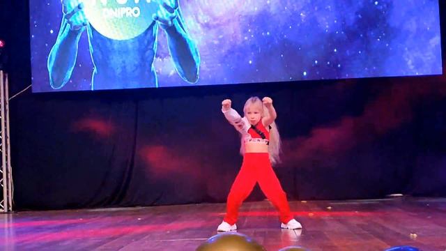 "HOP HEY" / "ХОП ХЕЙ". 2023 смотреть онлайн