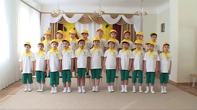 153 Хор Соловушки МДОАУ №25 г Новотроицк, Оренбургской обл Попурри Осенний калейдоскоп смотреть онлайн