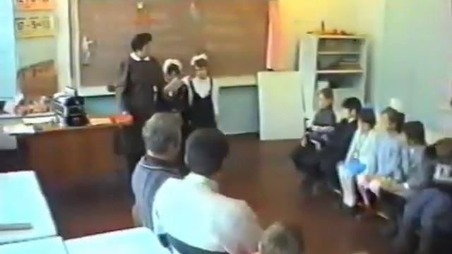 Праздник Букваря в Сретенской средней школе №1. 1996 год. смотреть онлайн