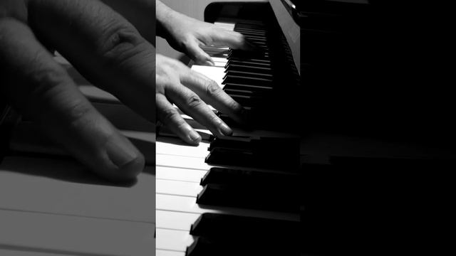 Bach Prelude C major BWV 924, C major BWV 939, C minor (for lute) BWV 999 смотреть онлайн