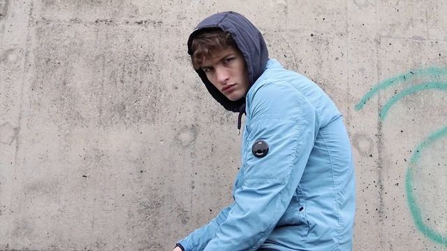 CP Company AW19 Inc Goggle Jacket & Lens Viewer смотреть онлайн