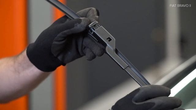 Cómo cambiar los limpiaparabrisas FIAT BRAVO 2 (198) [VÍDEO TUTORIAL DE AUTODOC] смотреть онлайн