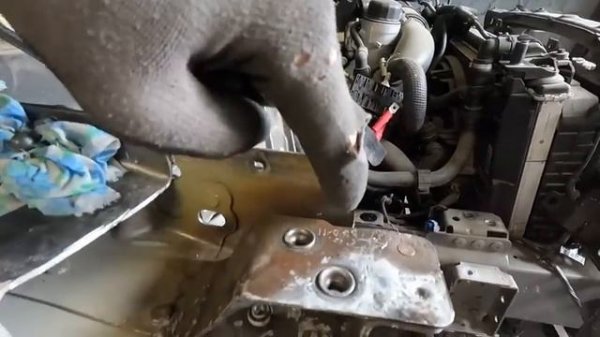 Jaguar F-pace Опасный ремонт алюминия