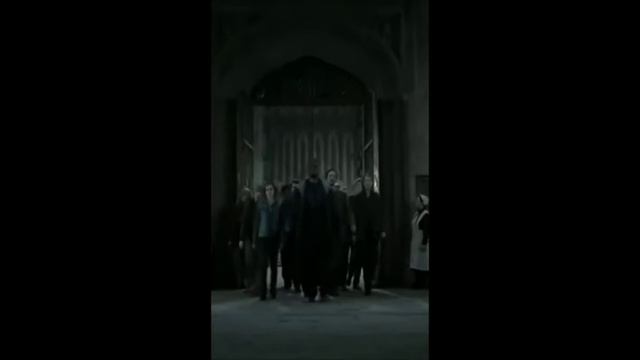 гарри поттер появляется в хогвартс смотреть онлайн