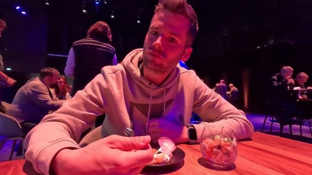 Egy értelmes autó halála: Renault Espace bemutató - Check Engine Utazás смотреть онлайн