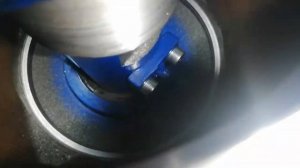 Просадка гильзы с нижним опорным буртом и течь антифриза в поддон: Mack, Cummins 8.9l, Scania 124