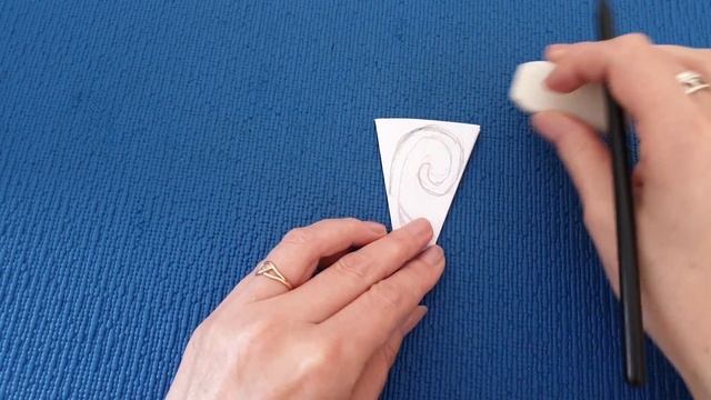 ✨Как просто вырезать красивую снежинку из бумаги✨Узоры для снежинок! Новогодние поделки. смотреть онлайн