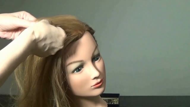 Легкая романтическая прическа. Romantic hairstyle for medium hair смотреть онлайн