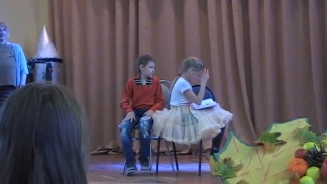 Капустник в школе №298. Рябиновые бусы. смотреть онлайн