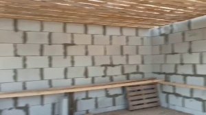 Как построить дачный дом из газоблока своими руками