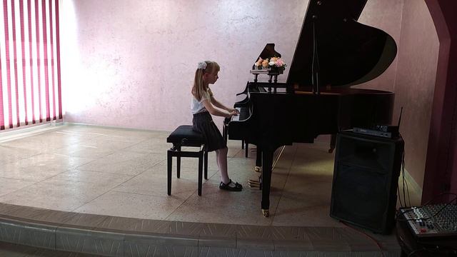 Д. Штейбельт «Адажио» - исполняет Башмакова Дарья (7 лет). смотреть онлайн