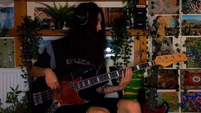 Måneskin - I WANNA BE YOUR SLAVE (Bass Cover) смотреть онлайн