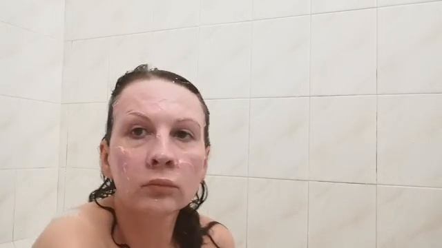 Как помыть и брею ноги и как почистить зубки правильно с ниткой смотреть онлайн