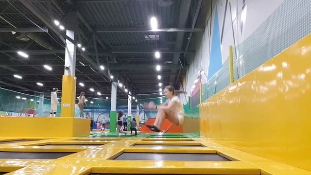 VLOG//ЗЕЛЕНОГРАД//БАТУТЫ//MF смотреть онлайн