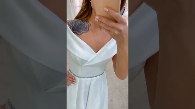 Свадебное платье миди Klara смотреть онлайн