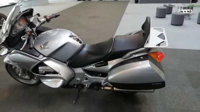 Mc Mægleren Honda ST 1300 Pan European смотреть онлайн
