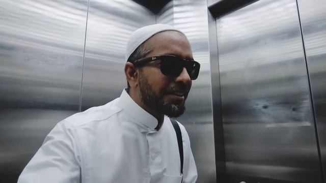 Makkah Budget Hotel near Masjid Al Haram, 250 Riyal, best for Umrah Hajj with Traditional Tasty Foo смотреть онлайн