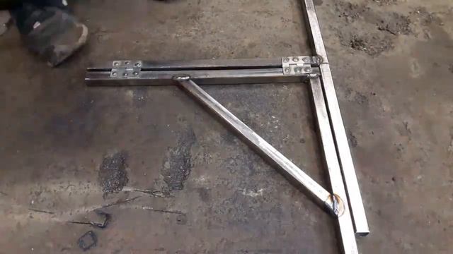 Самоделка для гаража своими руками стол трансформер Home made for garage folding table смотреть онлайн