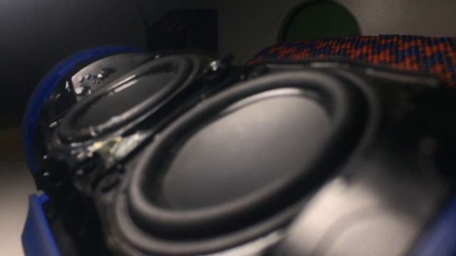 Колонка обрела новую жизнь...Perfect Focus.Bass test JBL Charge 3. смотреть онлайн