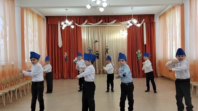 Танец "От винта" в старшей группе. смотреть онлайн