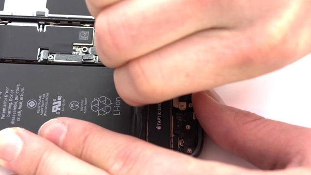 How To Replace Your Apple IPhone SE 2020 Battery
