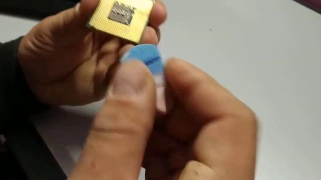 Как очистить процессор от окислов. смотреть онлайн