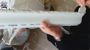 Как поклеить багеты на натяжной потолок/Поклейка багетов под натяжной потолок