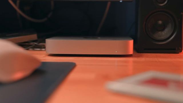 14" MacBook Pro vs Mac mini M1 - Why I use the mini more смотреть онлайн