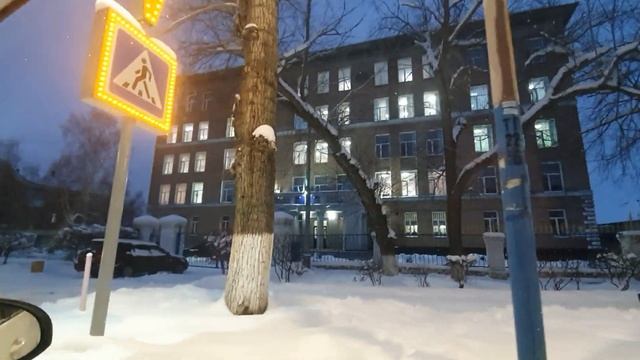 Усть-Каменогорск Улица Менделеева(Образцовая) Школа- 29 построена в 1955 площадь 3581кв.м. смотреть онлайн