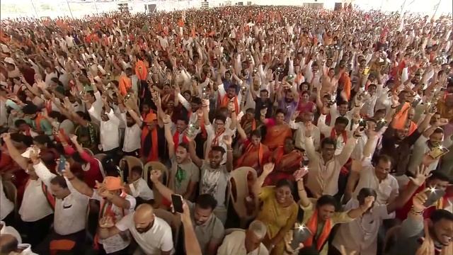 GOOSEBUMPS Guaranteed! Crowd In Karnataka Chants 'Bajrang Bali Ki Jai'