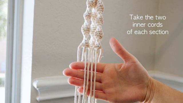 10 Minute Macrame Pumpkin Hanger - Boho Halloween/Autumn Decor Using Mini Pumpkins смотреть онлайн