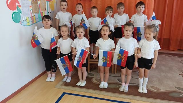 песня "Бравые солдаты" - дети 5 лет.mp4 смотреть онлайн