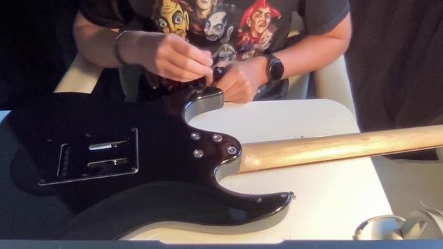 Уход за электрогитарой. Как правильно обслуживать гитару. смотреть онлайн