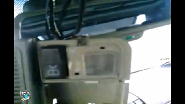 Потребитель в плафоне садит АКБ - Mercedes W140 S500